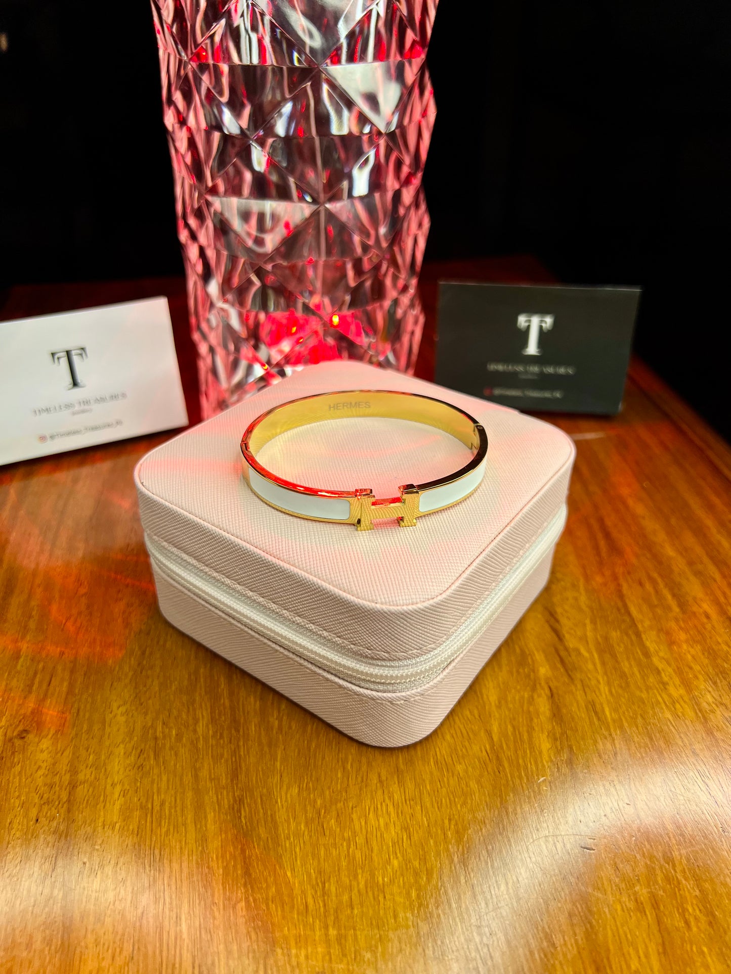 Premium Quality Stainless Steel 18k Hermes White Handcuff