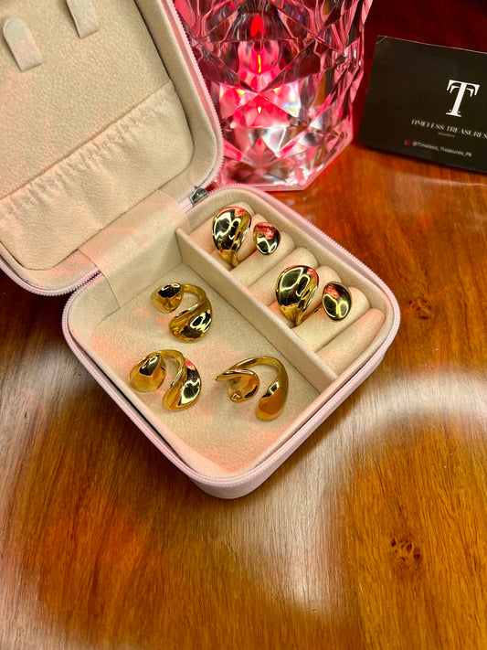 Premium Quality Stainless Steel 18k Curvy Gold Ring