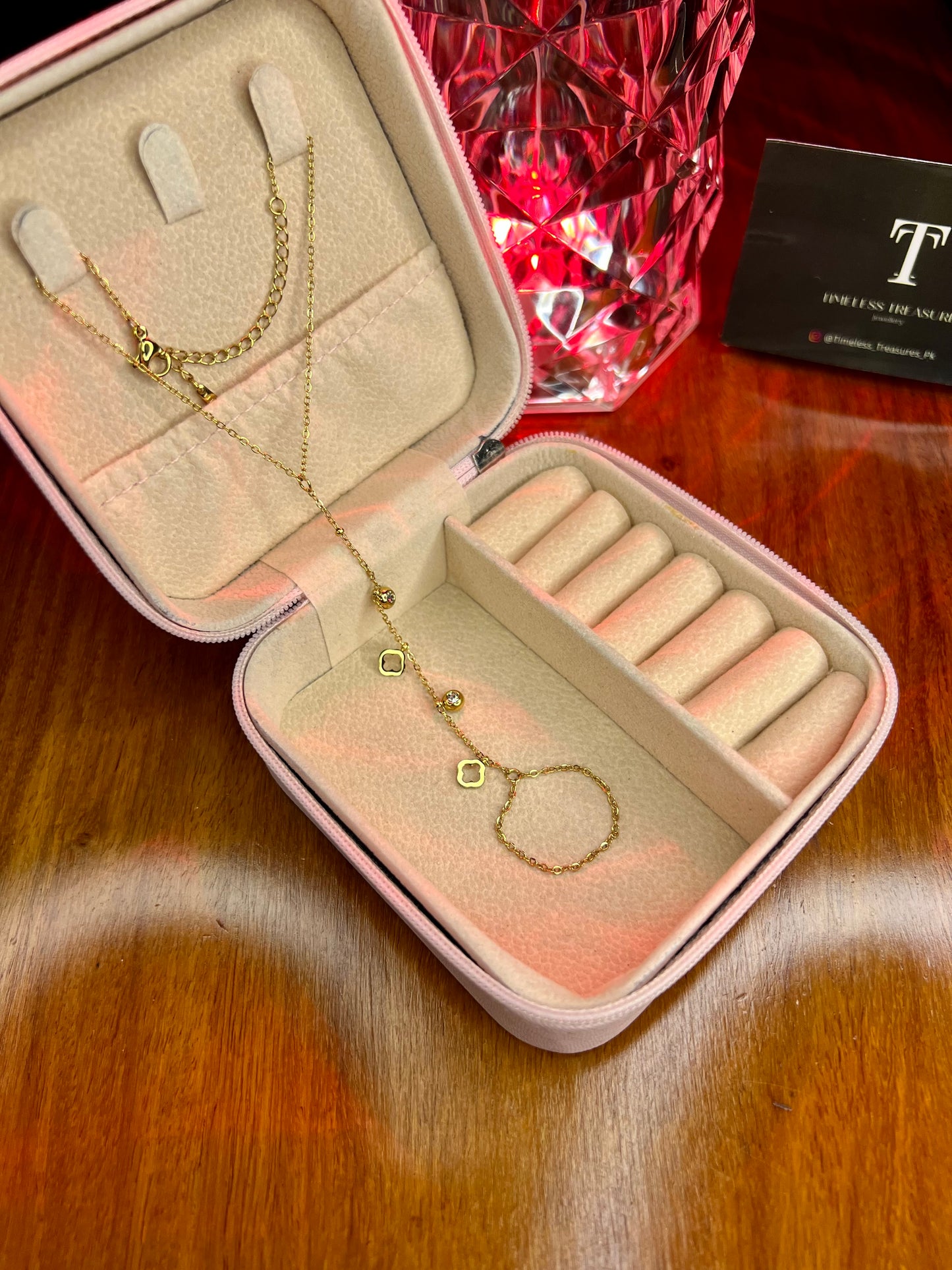 Premium Quality Stainless Steel 18k Stone Clove Anja