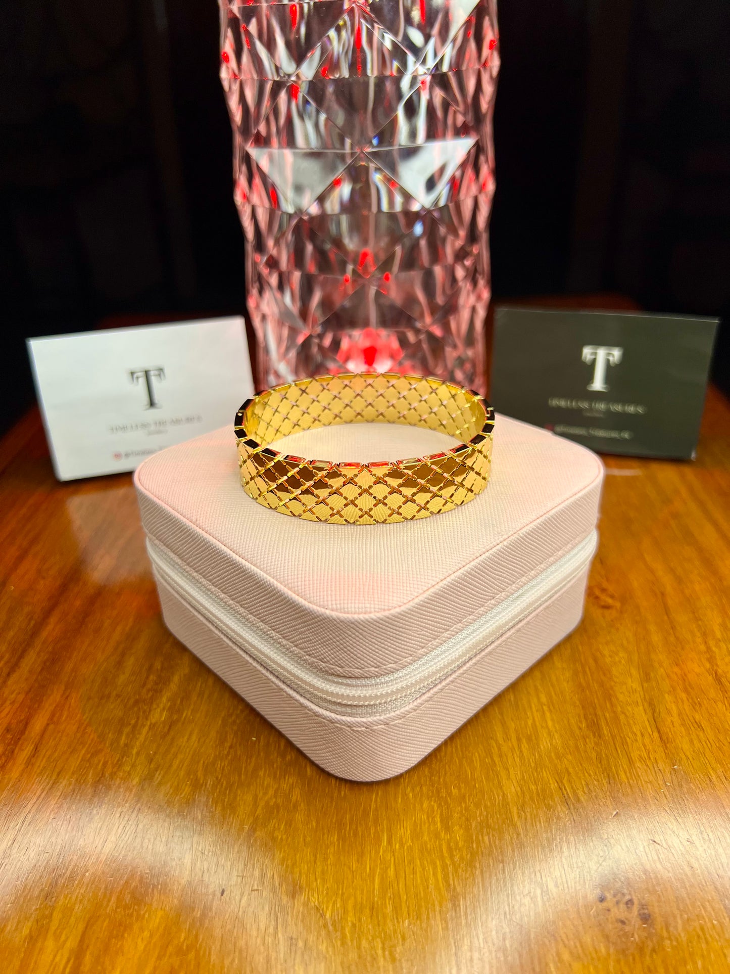 Premium Quality Stainless Steel 18k Honey Comb Luxury Handcuff