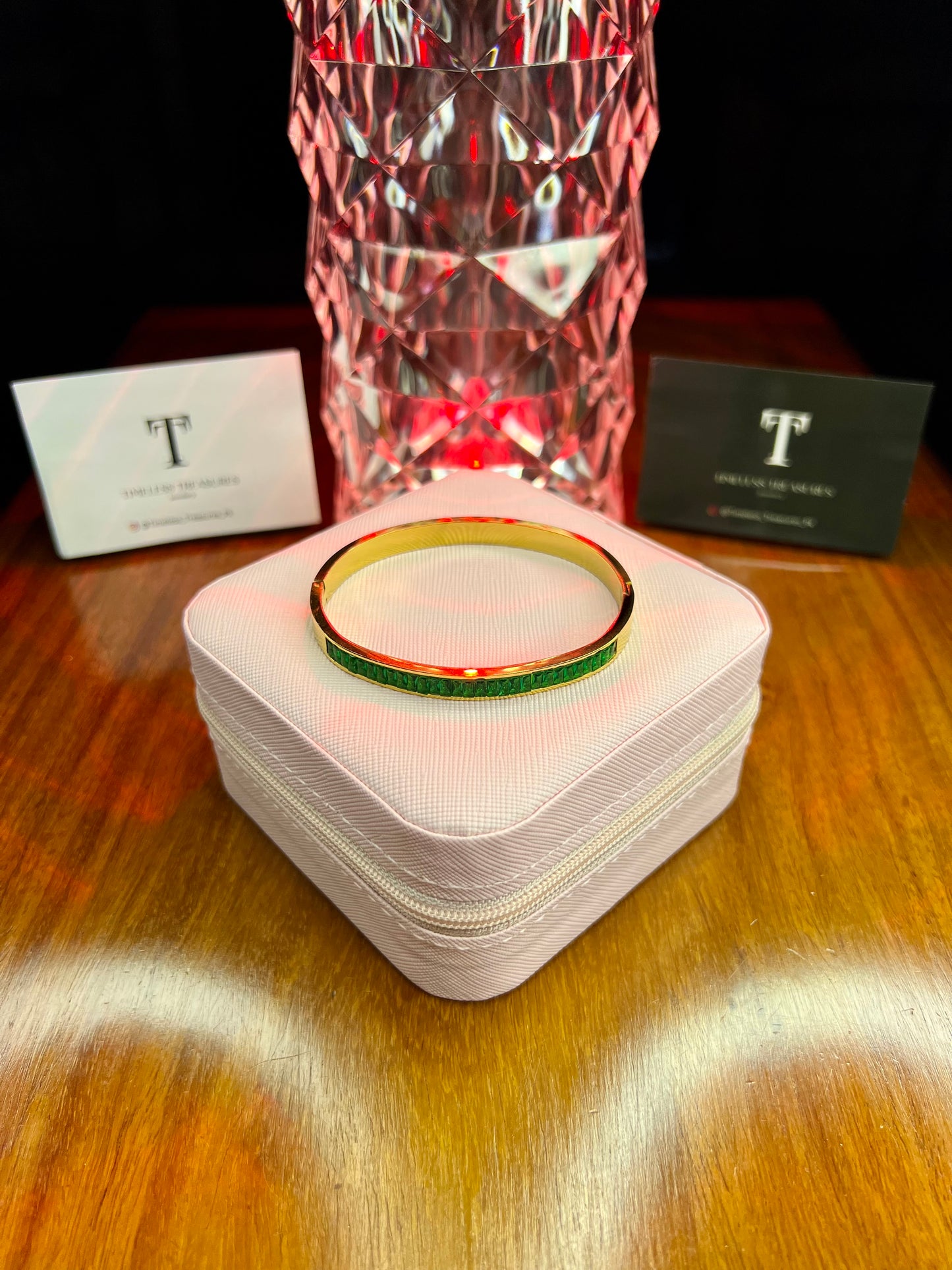 Premium Quality Stainless Steel 18k Green Stone Luxury Handcuff