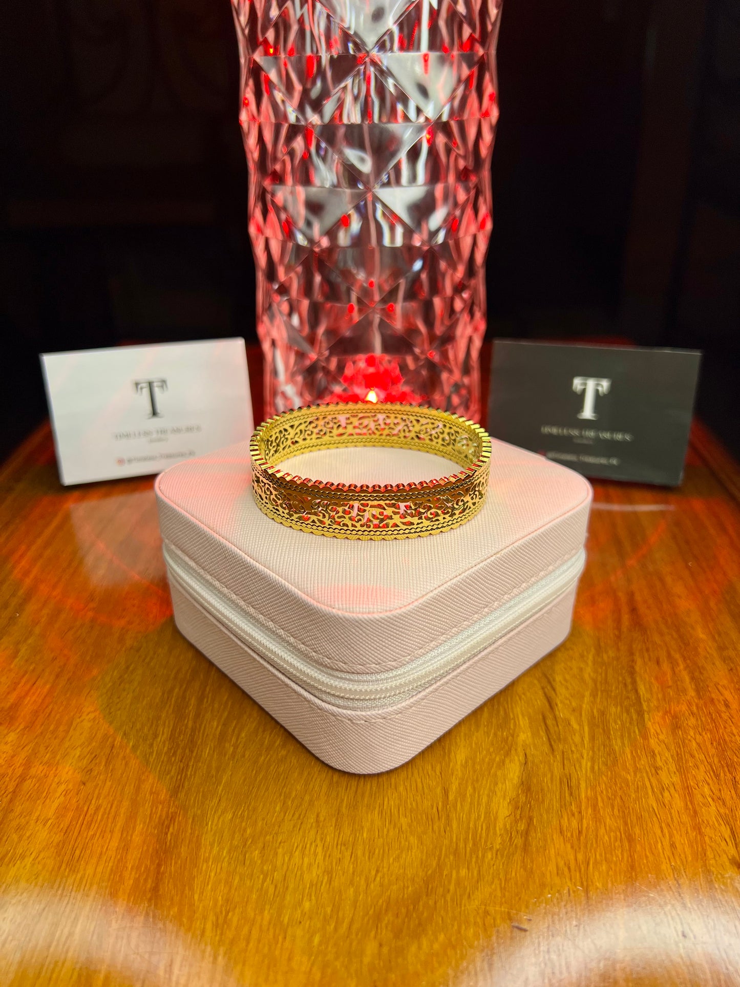 Premium Quality Stainless Steel 18k Vintage Royal Cuff