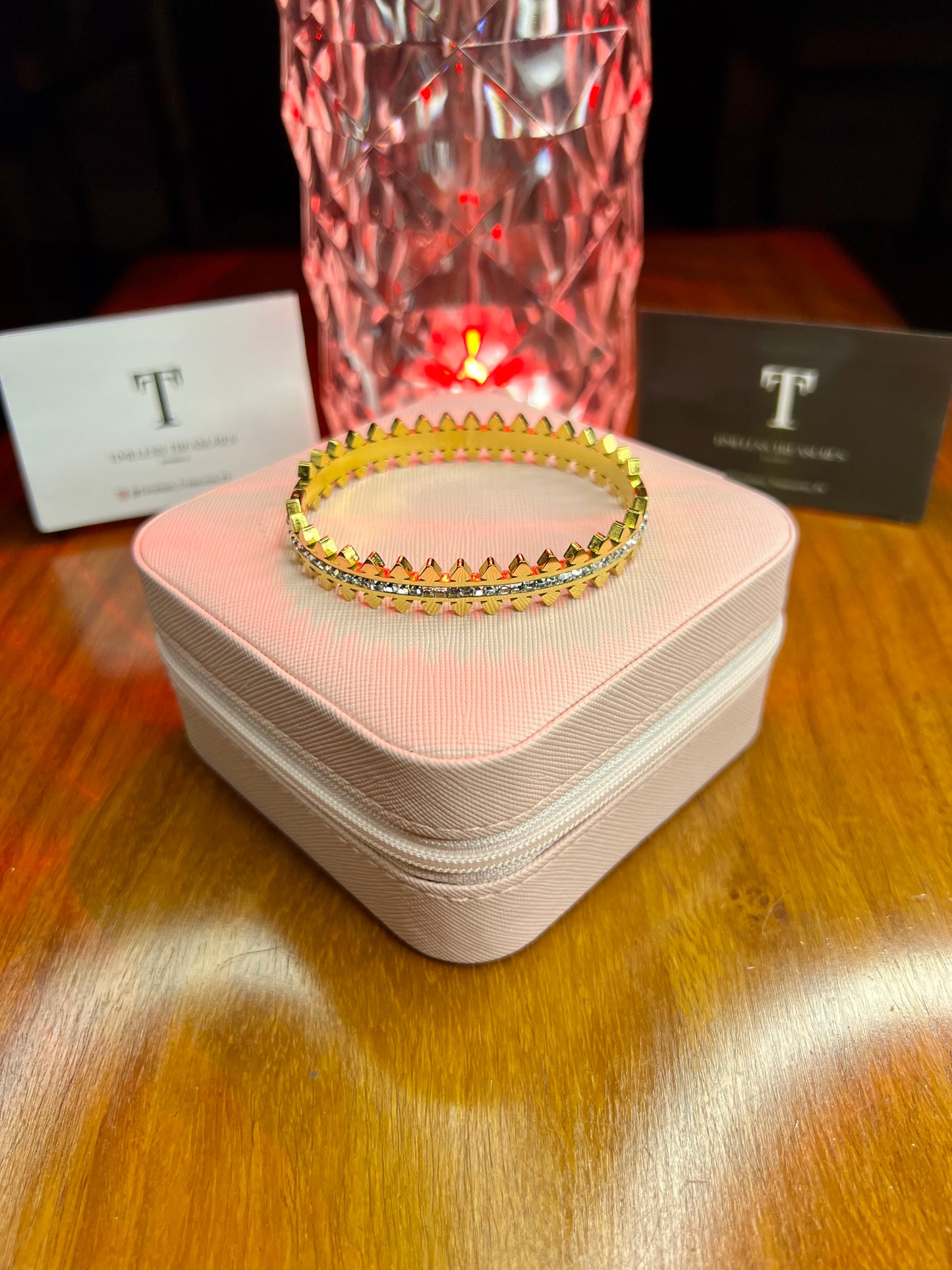 Premium Quality Stainless Steel 18k Crown Zircon Handcuff