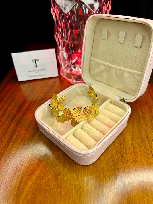 Premium Quality Stainless Steel 18k Flower Open Cuff