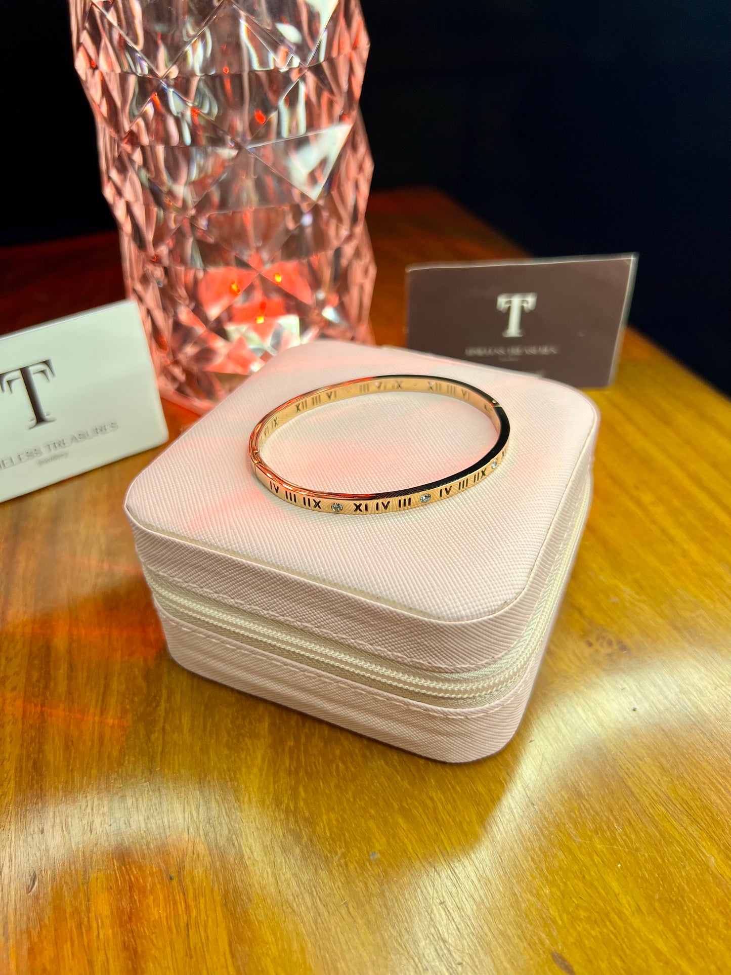 Premium Quality Stainless Steel 18k Roman Stone Rose Gold Handcuff