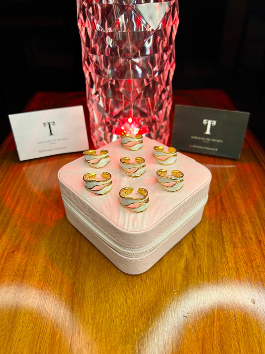 Premium Quality Stainless Steel 18k Crescent Flow Ring