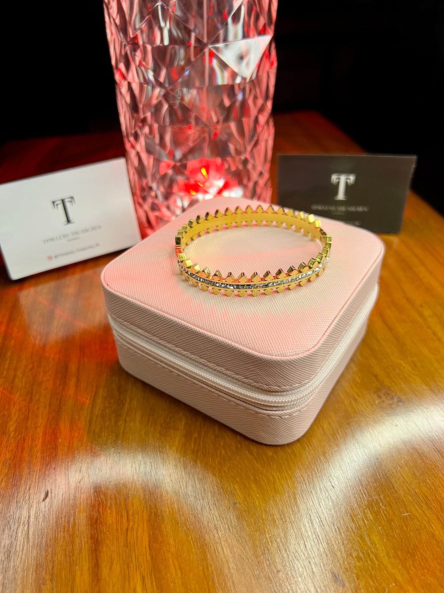 Premium Quality Stainless Steel 18k Crown Zircon Handcuff