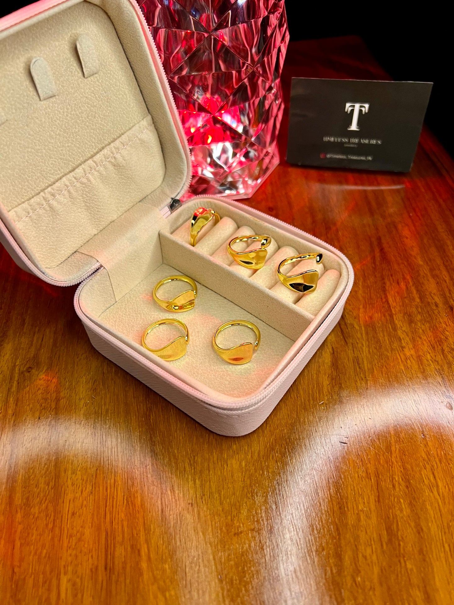 Premium Quality Stainless Steel 18k Royal Spiral Ring