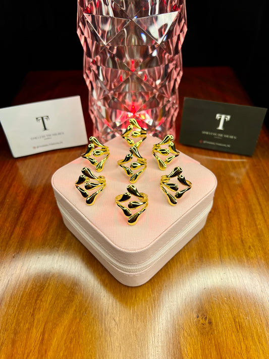 Premium Quality Stainless Steel 18k Crown Flow Ring