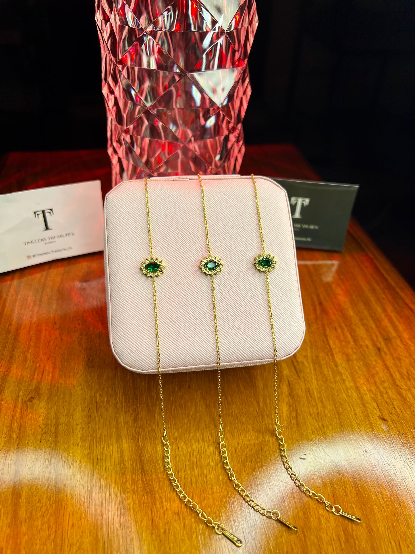 Premium Quality Stainless Steel 18k Queens Verdant Glow Bracelet