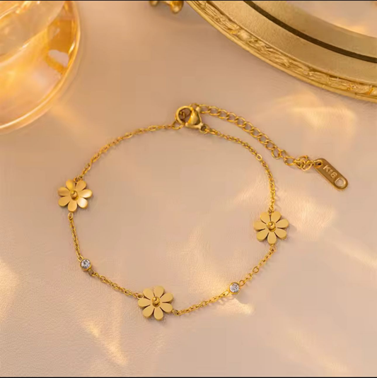 Premium Quality Stainless Steel 18k Golden Fleur Charm Bracelet