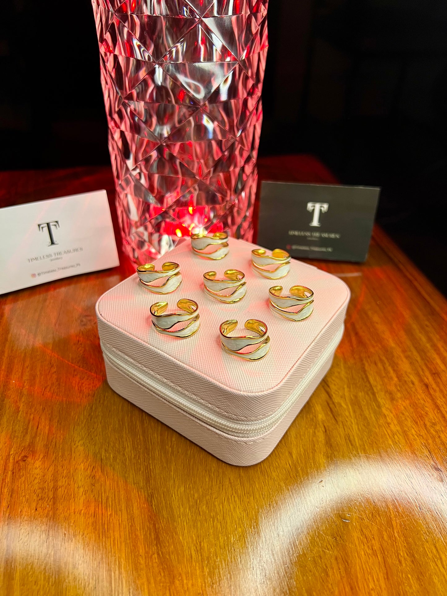 Premium Quality Stainless Steel 18k Crescent Flow Ring