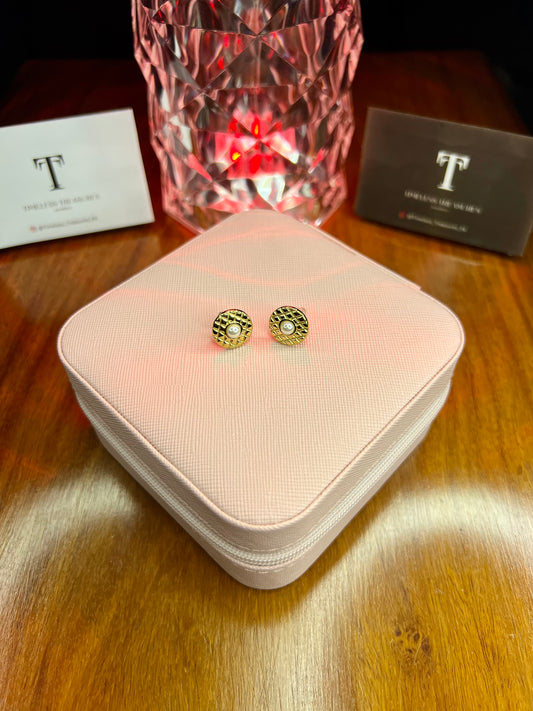 Premium Quality Stainless Steel 18k Small Pearl Vintage EarStuds