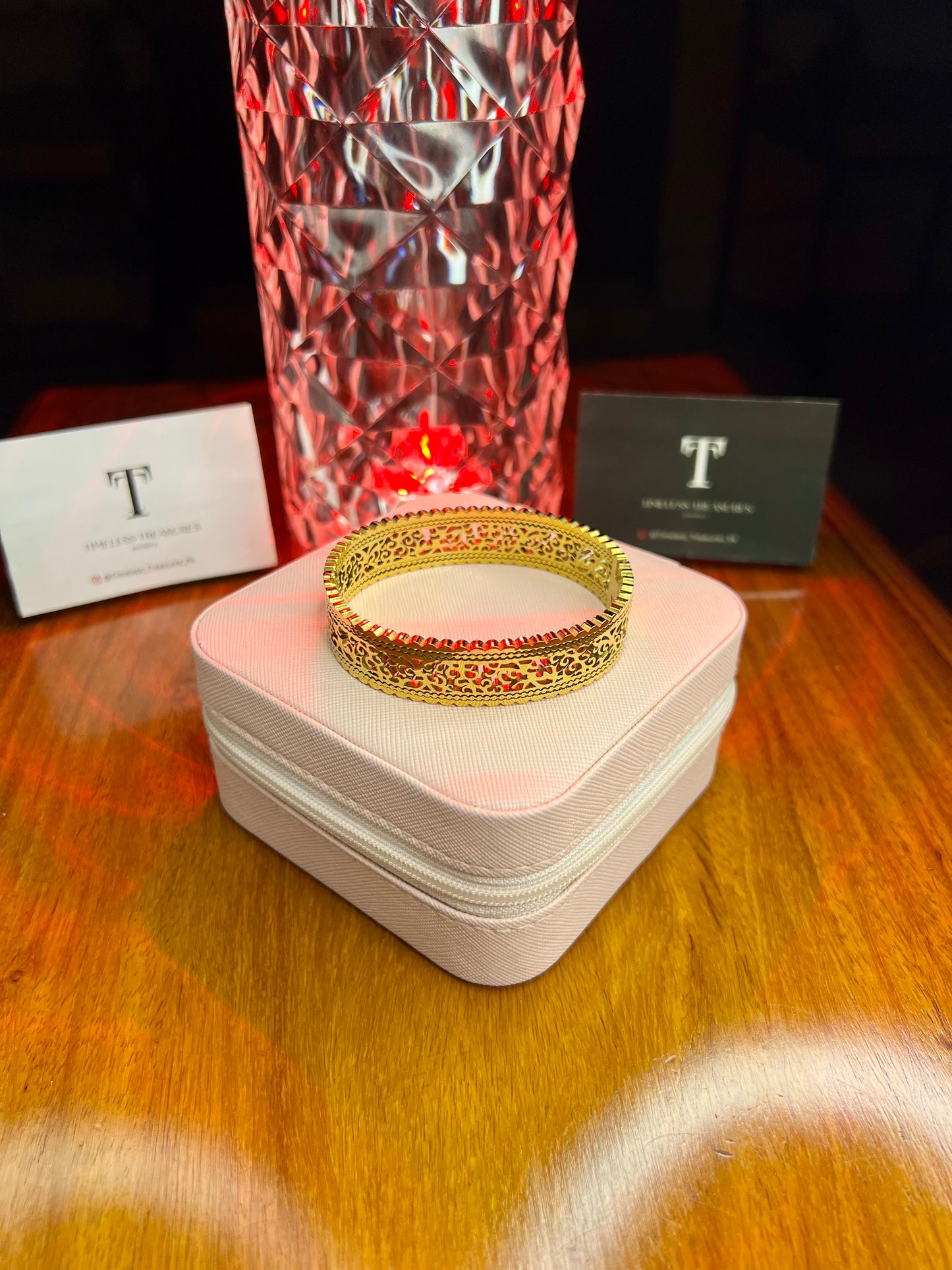 Premium Quality Stainless Steel 18k Vintage Royal Cuff