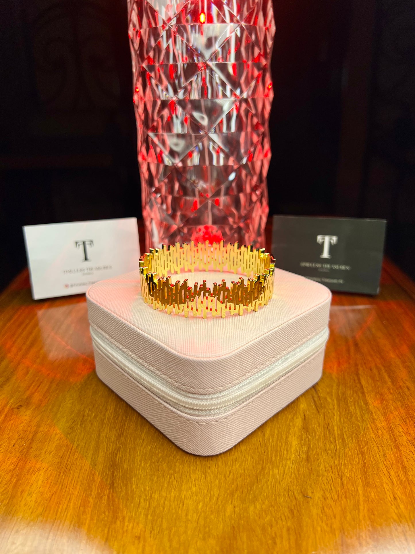 Premium Quality Stainless Steel 18k Auric Wave Handcuff