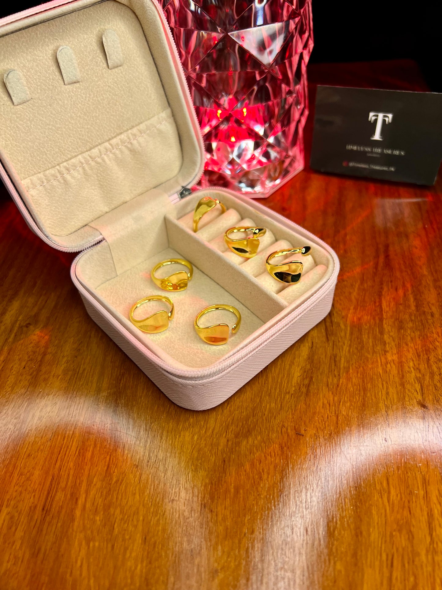 Premium Quality Stainless Steel 18k Royal Spiral Ring