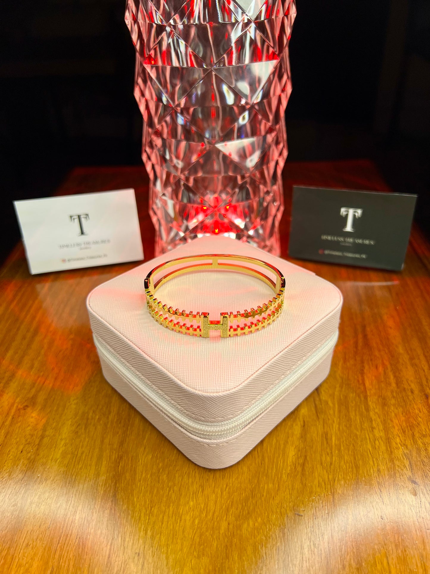 Premium Quality Stainless Steel 18k Golden Hermes Handcuff