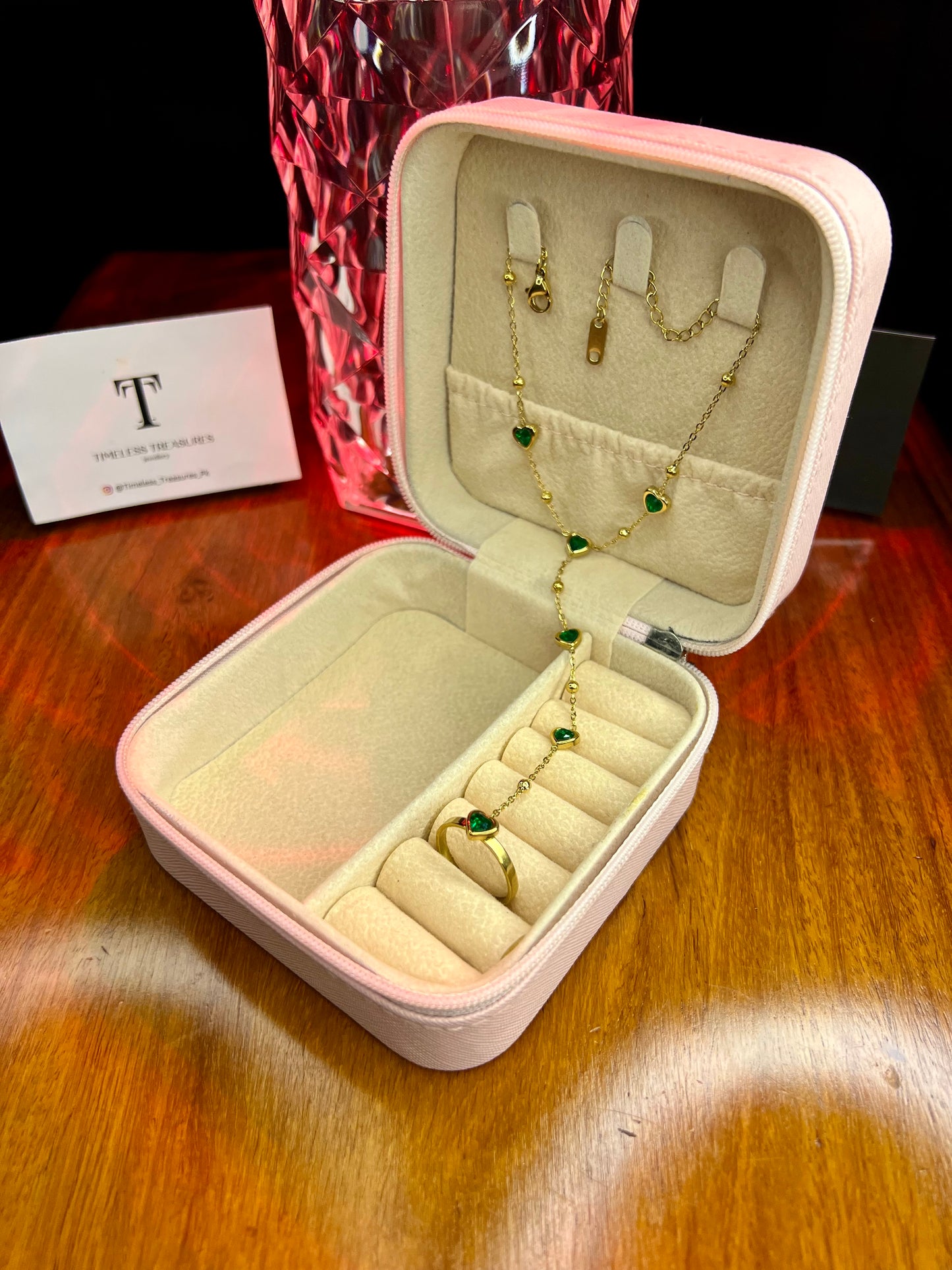 Premium Quality Stainless Steel 18k Green Stone Heart Handchain