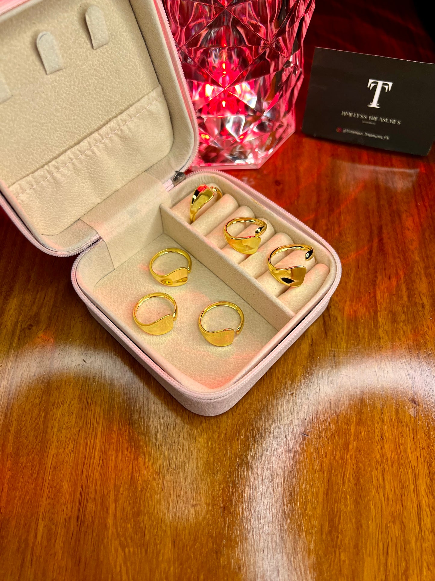 Premium Quality Stainless Steel 18k Royal Spiral Ring