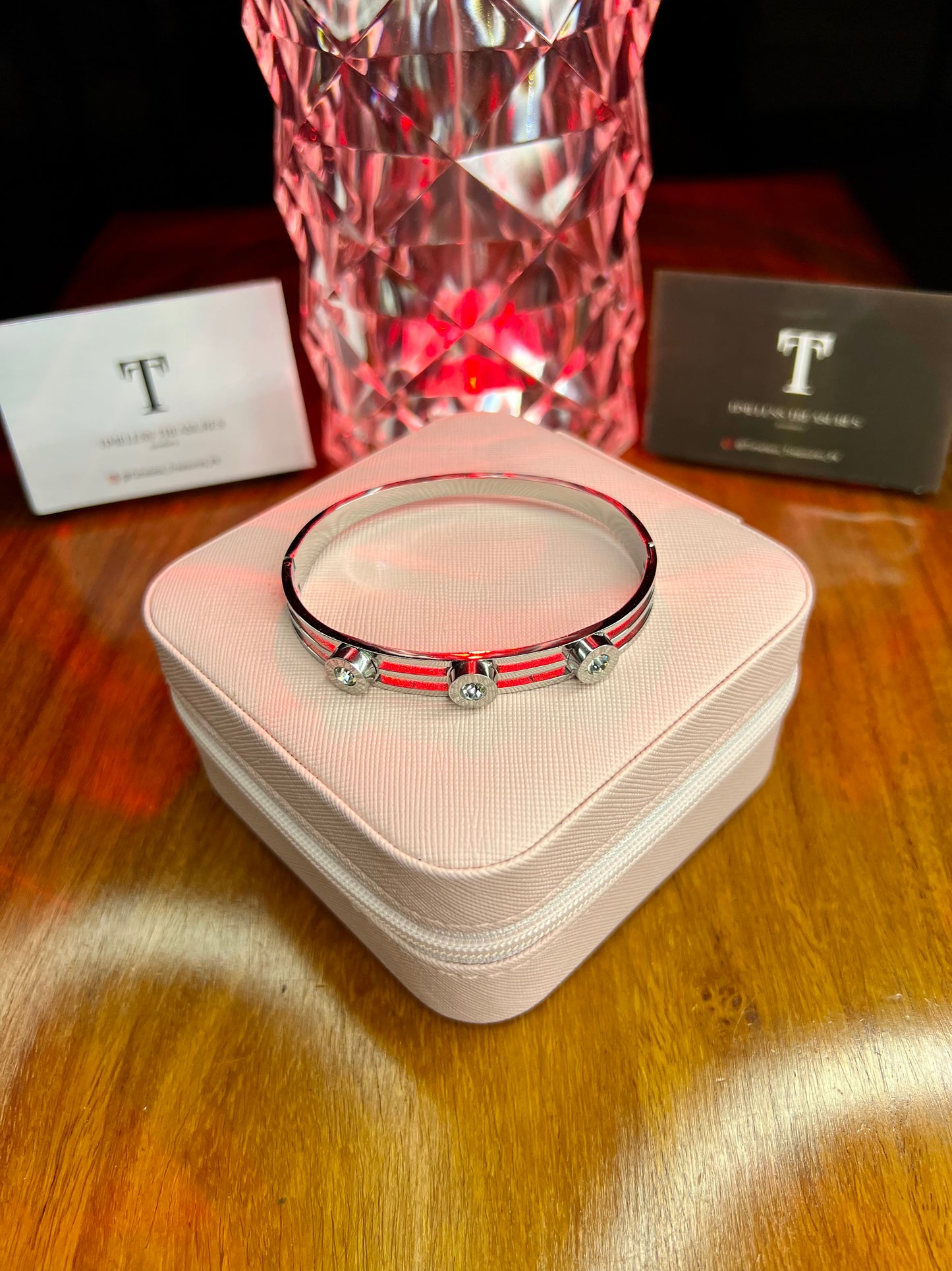 Premium Quality Stainless Steel 18k Roman Tri Stone Silver Handcuff