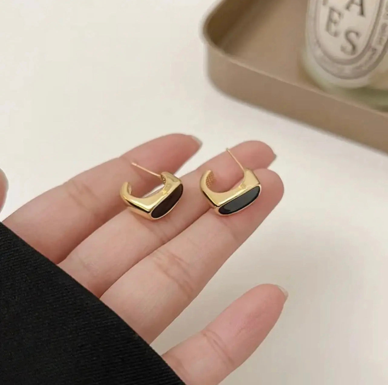 Premium Quality Stainless Steel 18k Noir Edge Hoops