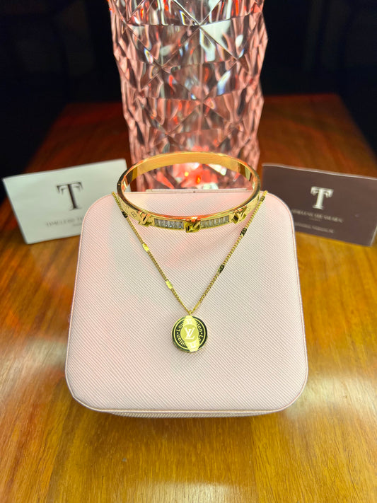 Premium Quality Stainless Steel 18k Lv Necklace Bracelet Set