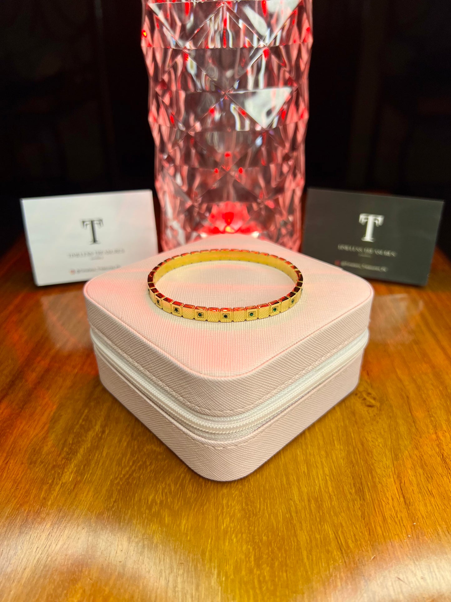 Premium Quality Stainless Steel 18k Green Stone Luxury Handcuff