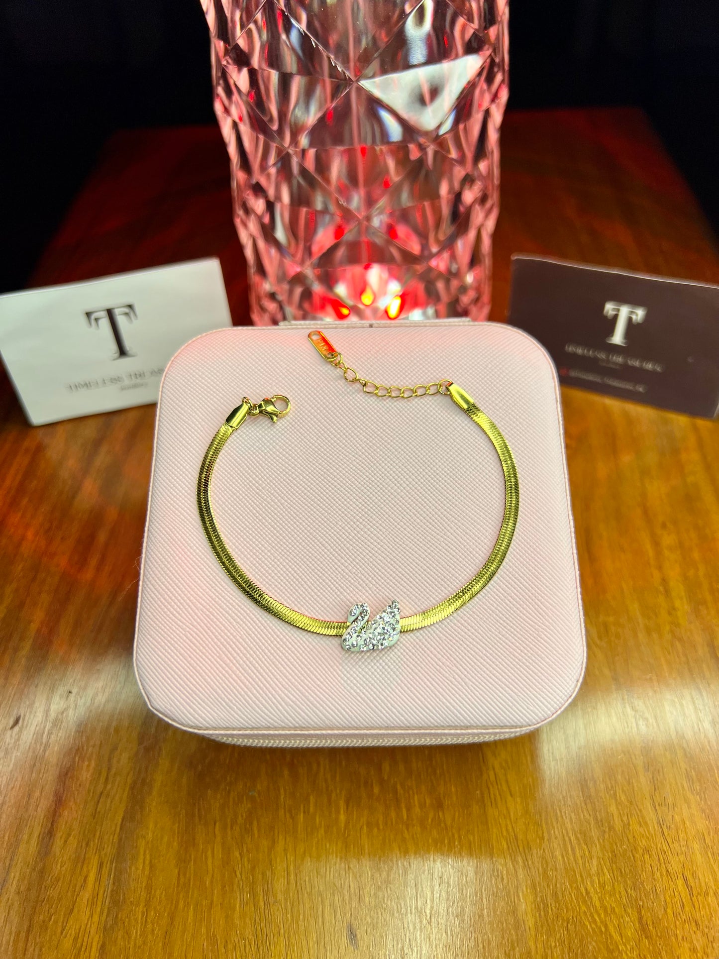 Premium Quality Stainless Steel 18k Silver Swan Snake Chain Bracelet