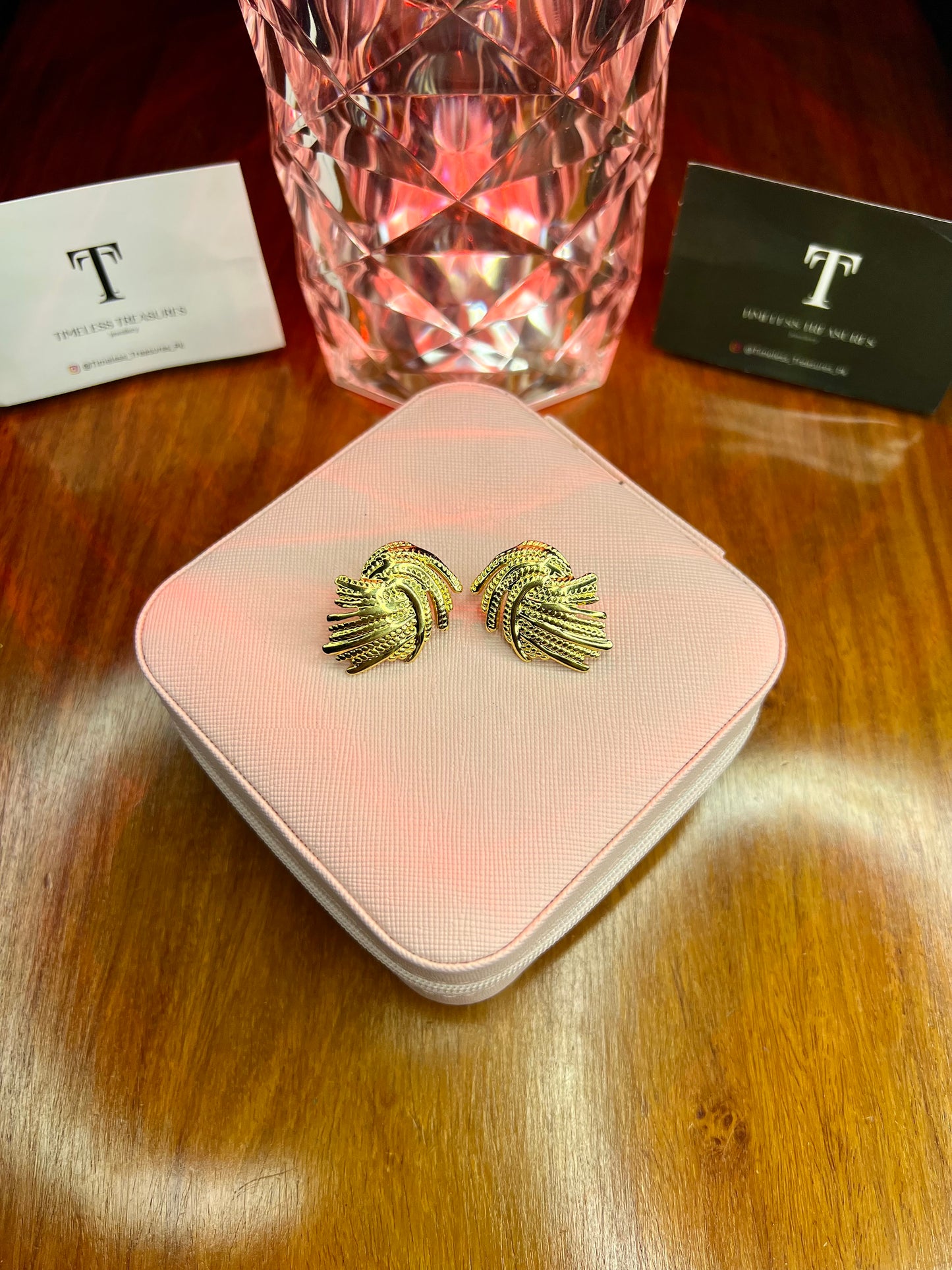 Premium Quality Stainless Steel 18k Fly Feather EarStuds