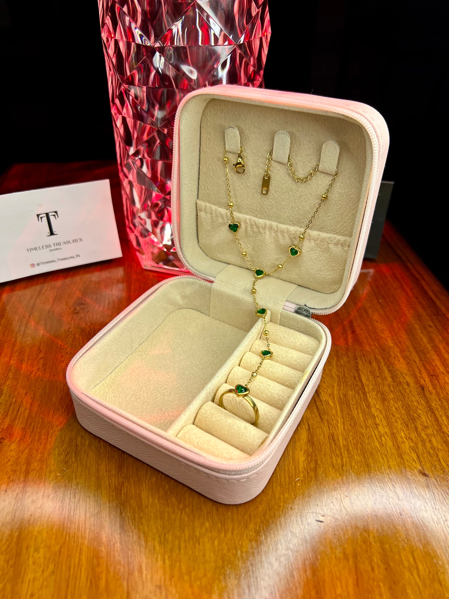 Premium Quality Stainless Steel 18k Green Stone Heart Handchain