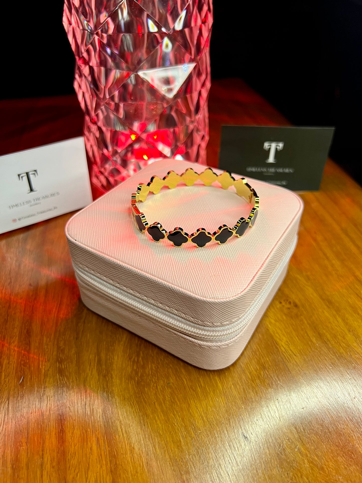 Premium Quality Stainless Steel 18k Black Multi Clove Handcuff