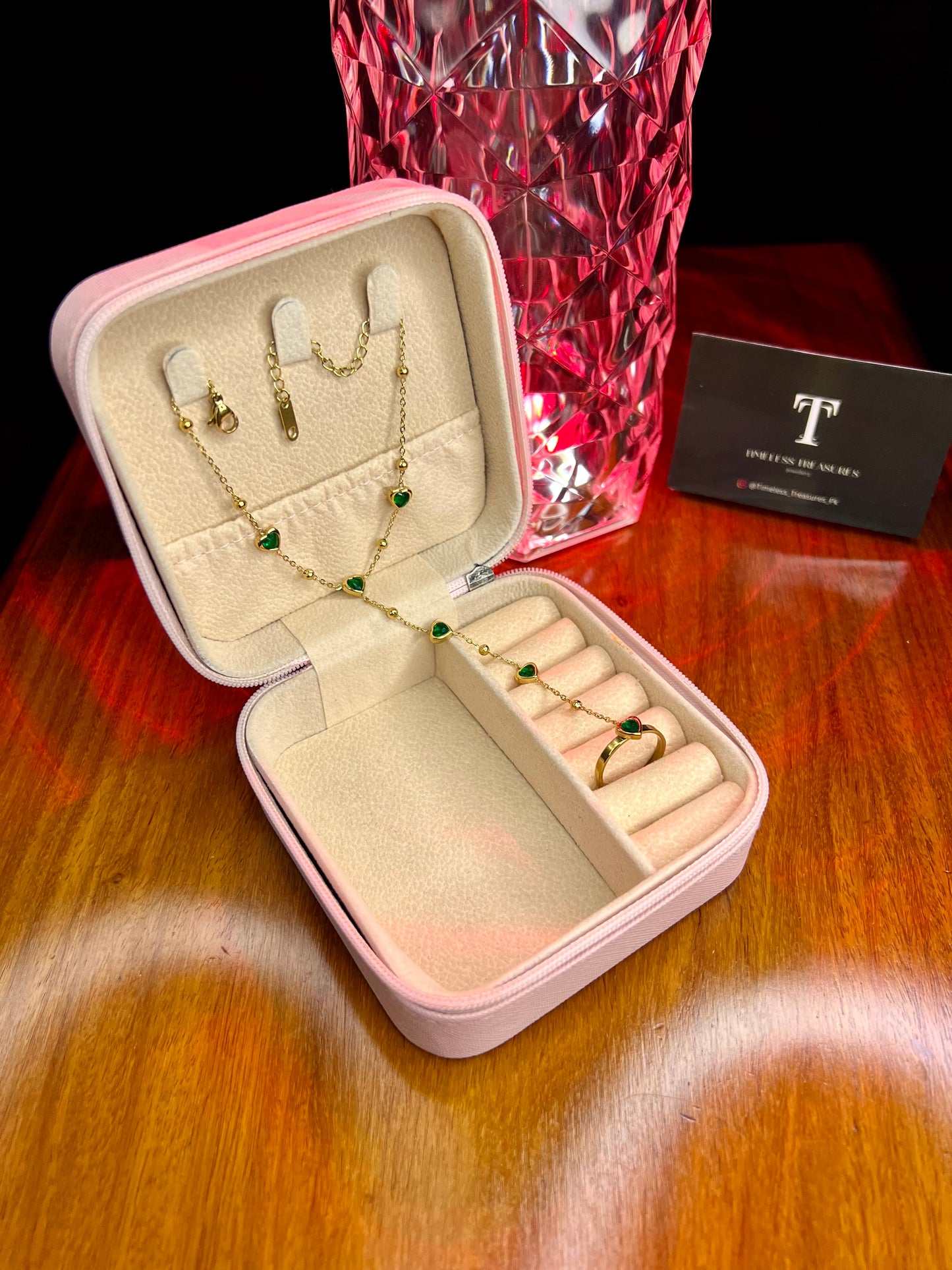 Premium Quality Stainless Steel 18k Green Stone Heart Handchain