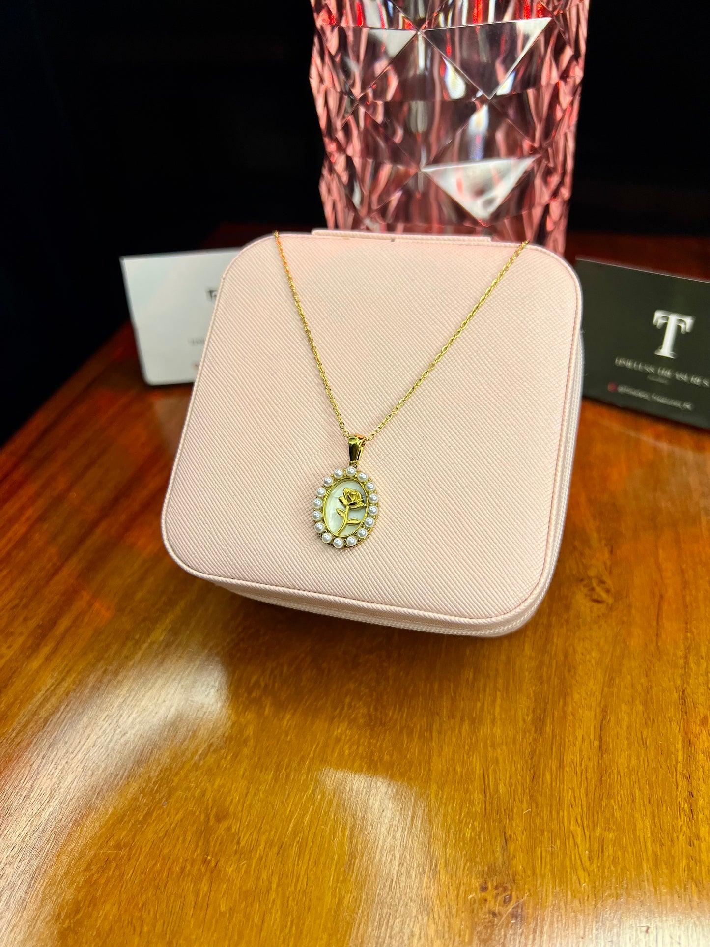 Premium Quality Stainless Steel 18k Gold Flower Necklace