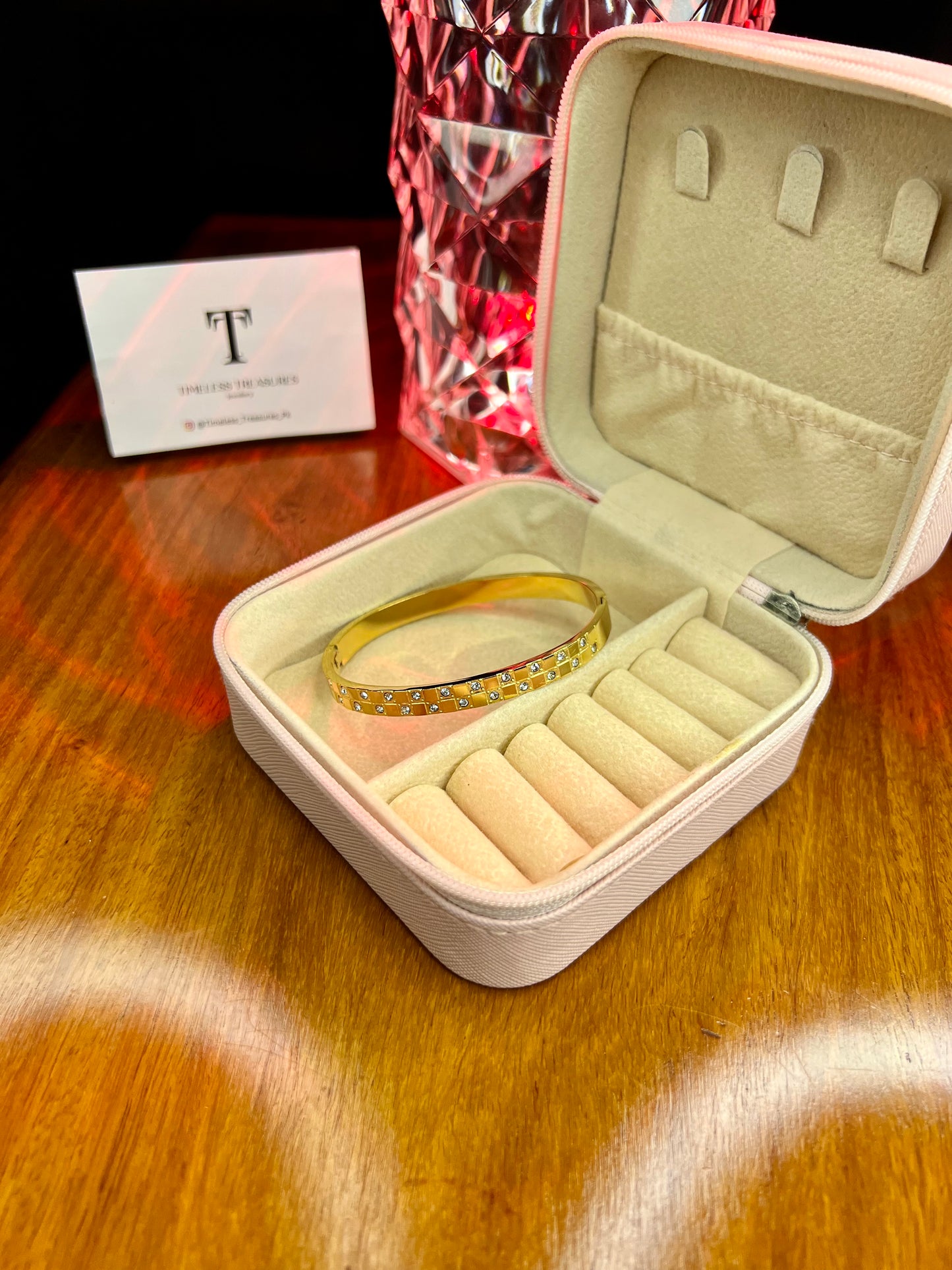 Premium Quality Stainless Steel 18k Crystal Bloom Bangle