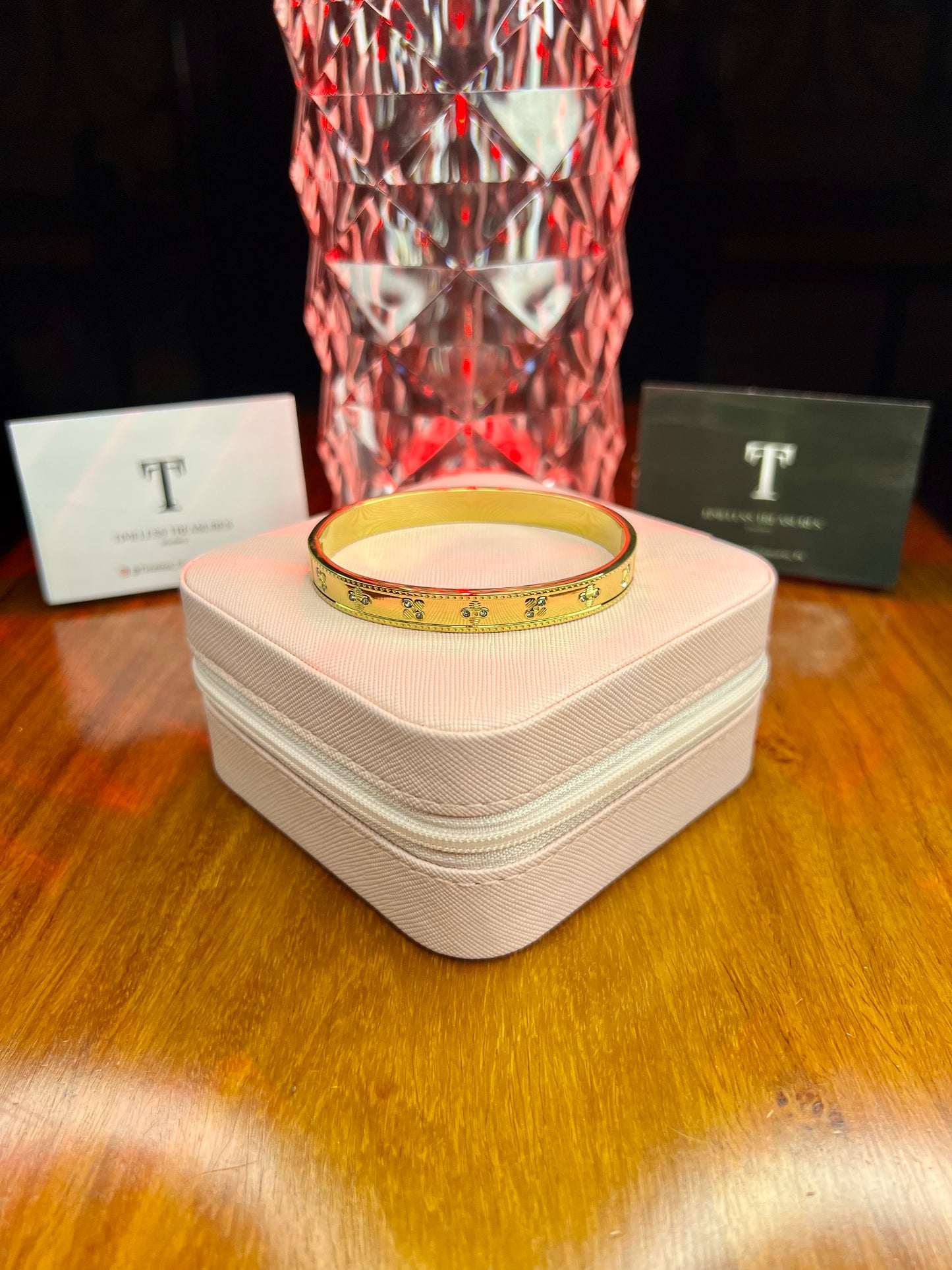 Premium Quality Stainless Steel 18k Stone Studded Vienna handcuff