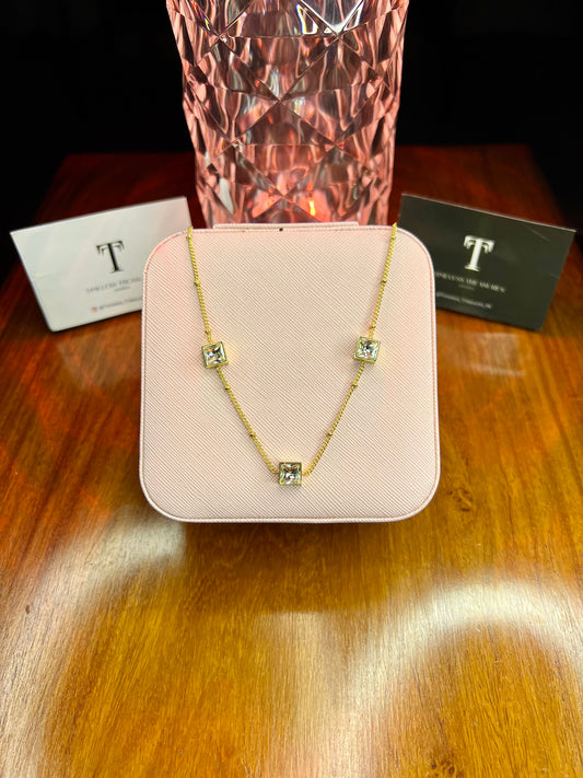 Premium Quality Stainless Steel 18k Tri Stone Luxury Necklace