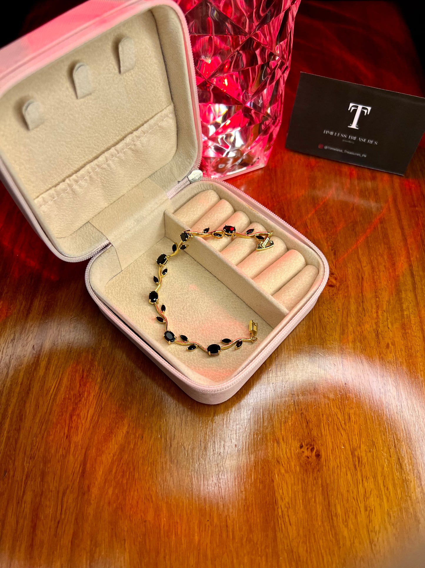 Premium Quality Stainless Steel 18k Tulip Bracelet (1)
