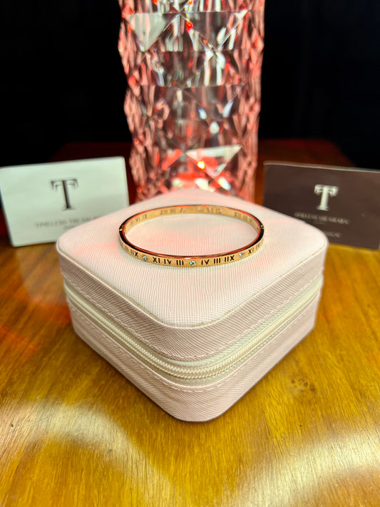 Premium Quality Stainless Steel 18k Roman Stone Rose Gold Handcuff