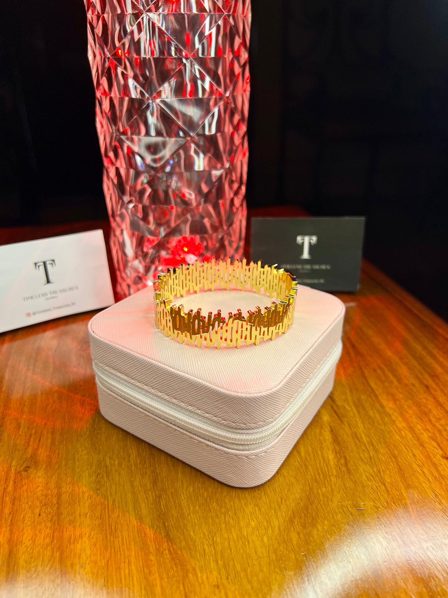 Premium Quality Stainless Steel 18k Auric Wave Handcuff