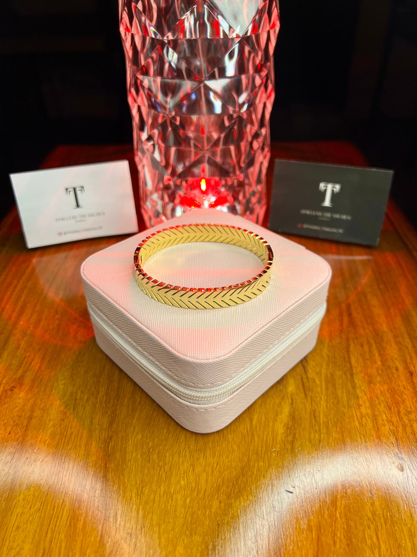 Premium Quality Stainless Steel 18k Chevron Gold Cuff