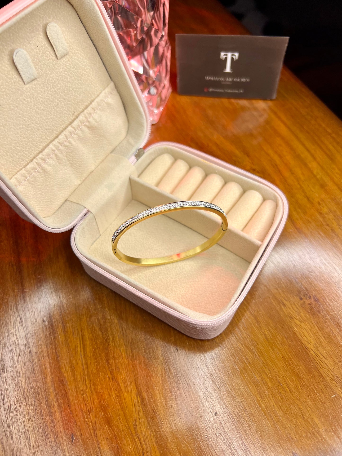 Premium Quality Stainless Steel 18k Lumière Handcuff