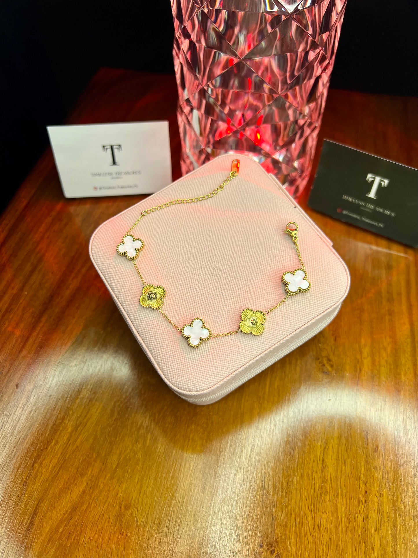 Premium Quality Stainless Steel 18k Gold and White Clover Bracelet