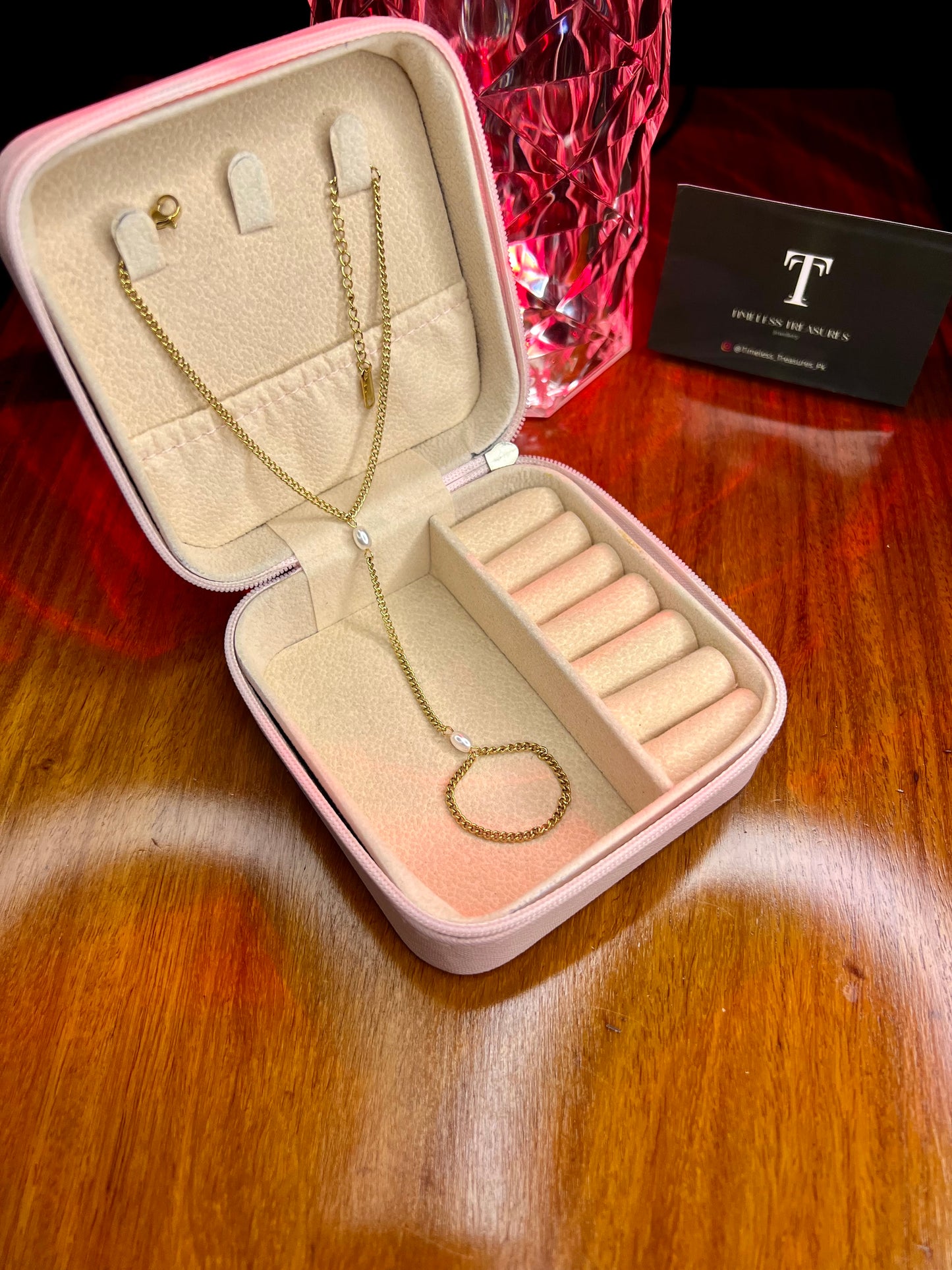 Premium Quality Stainless Steel 18k Serene Pearl Ringlet